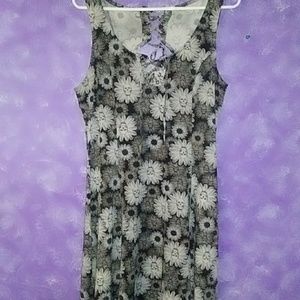 Hot Topic Black and grey Skull Daisy Skater dress